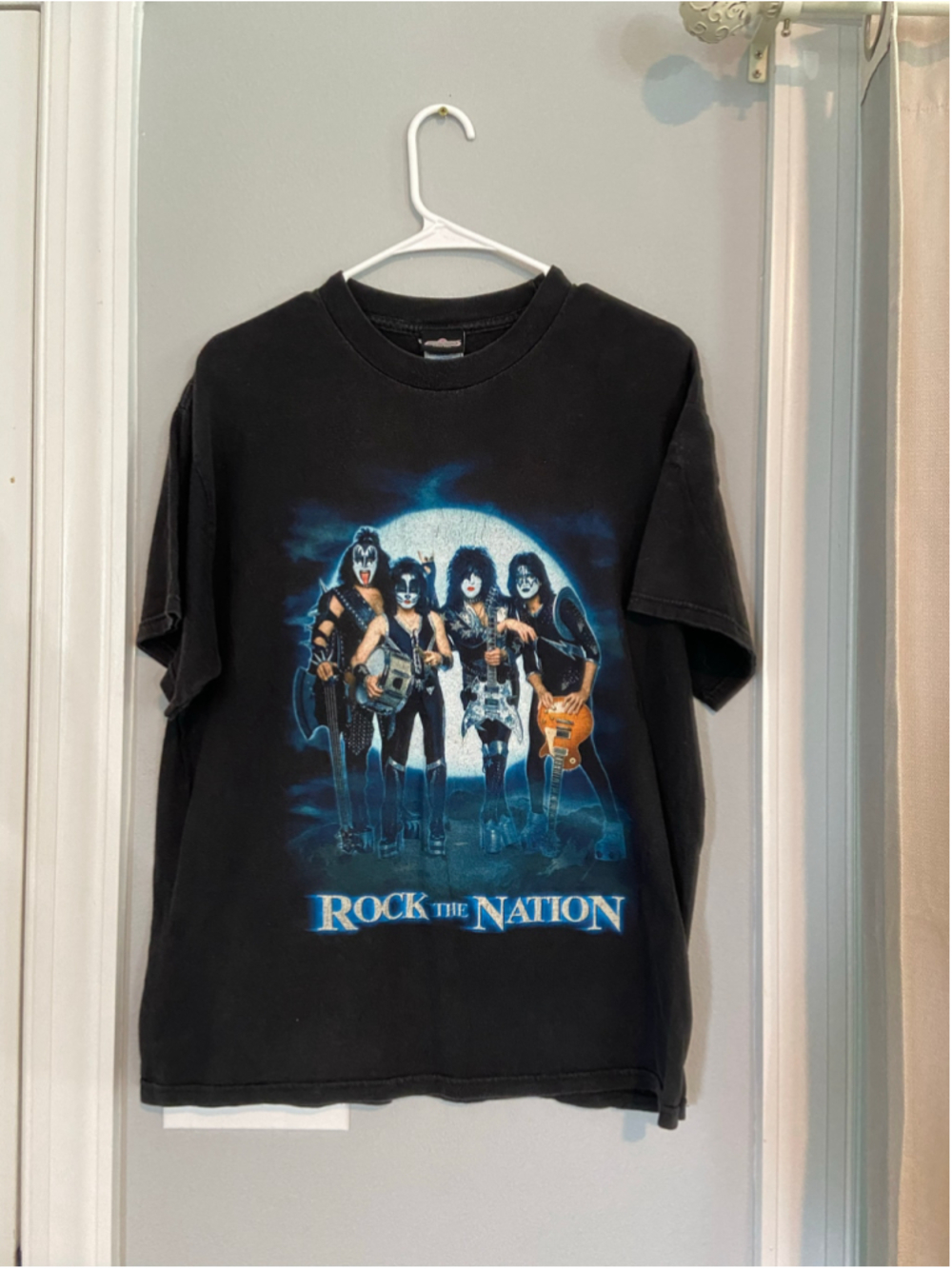 Vintage Kiss rock the nation T-shirt size large - 2004